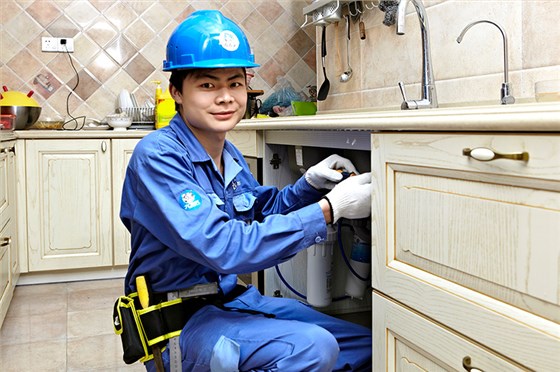 深圳恒大帝景高層住宅的樣板房，由左右手提供家具定制安裝及售后維修服務(wù)