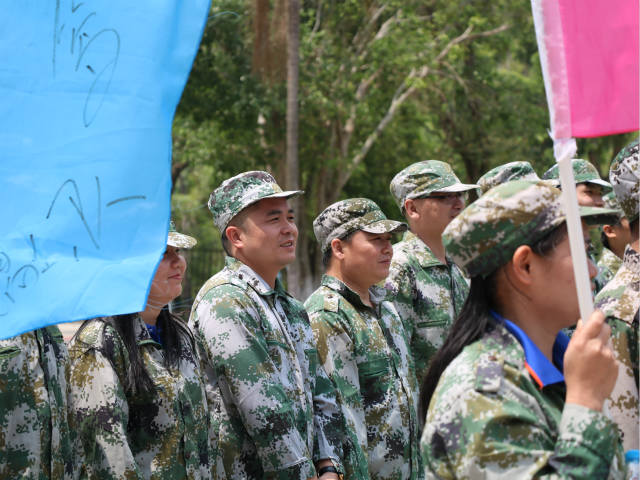 2019左右手安裝全國合伙人拓展培訓(xùn)活動(dòng)-一群人才能走得更遠(yuǎn)