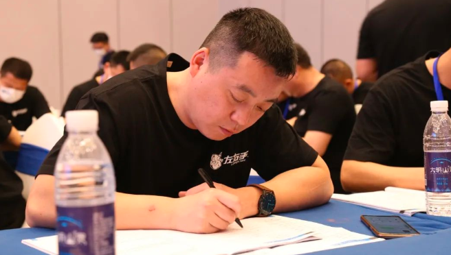 【年度盛會(huì)】上百家專業(yè)的安裝服務(wù)公司齊頭并進(jìn)，他們準(zhǔn)備好了